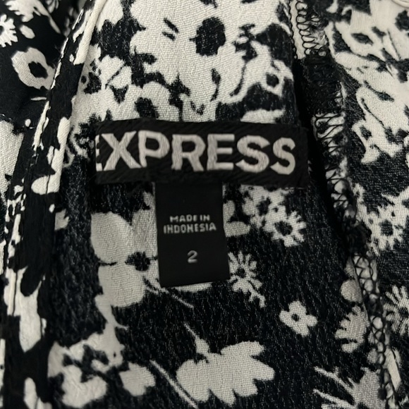 Express romper - Picture 3 of 4